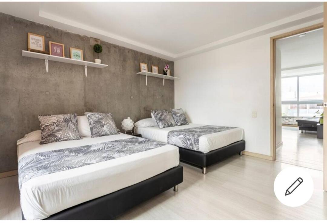 Beautiful & Comfortable Apartment In Laureles Medellín Exterior foto